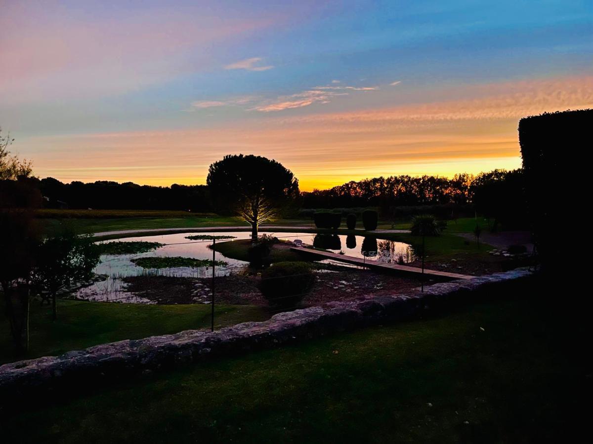 Domaine Amourella Aparthotel Lambesc Εξωτερικό φωτογραφία