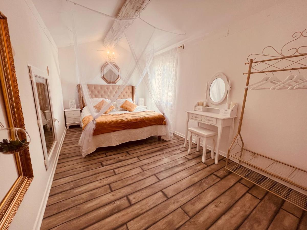 Domaine Amourella Aparthotel Lambesc Δωμάτιο φωτογραφία