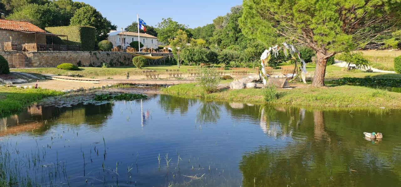 Domaine Amourella Aparthotel Lambesc Εξωτερικό φωτογραφία